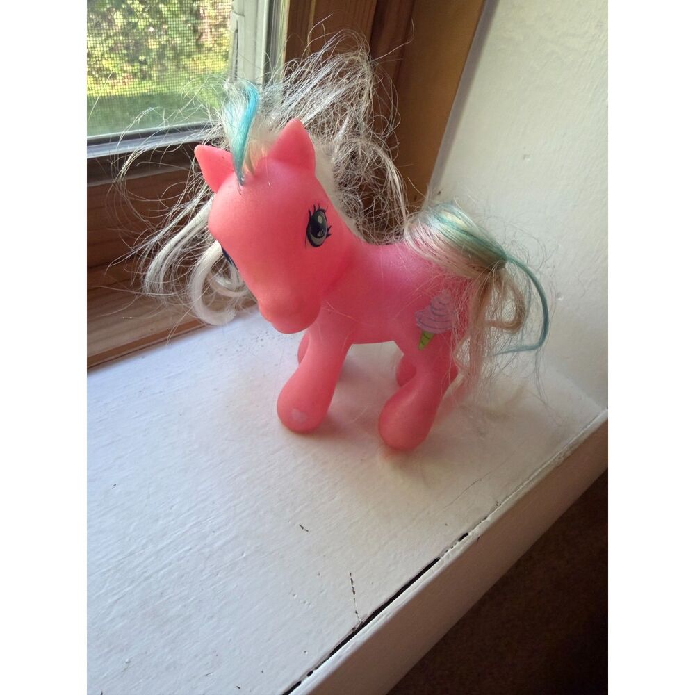 Vintage 2002 My Little Pony G3 Cotton Candy Pink Hasbro Pony
